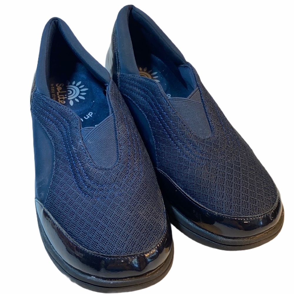 Easy Street Women's Navy Flats